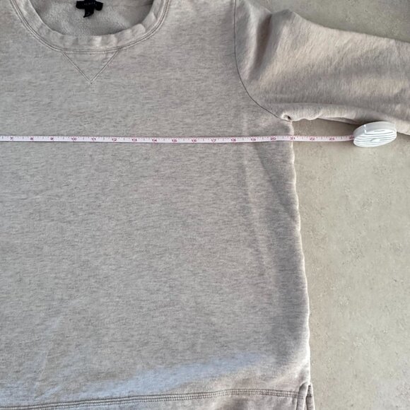 Talbots Size Large Sweatshirt with Emboidered dog on front and back - Picture 9 of 10